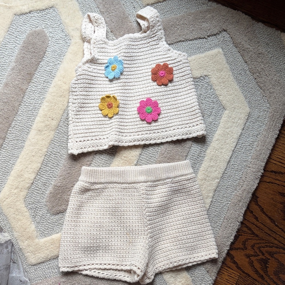 Zara girls Cream Knit Set with Floral Accents